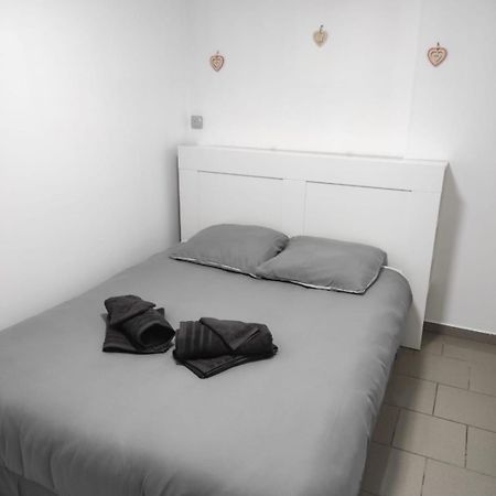 Apartmán Cosy Plain-Pied Sin-le-Noble Exteriér fotografie