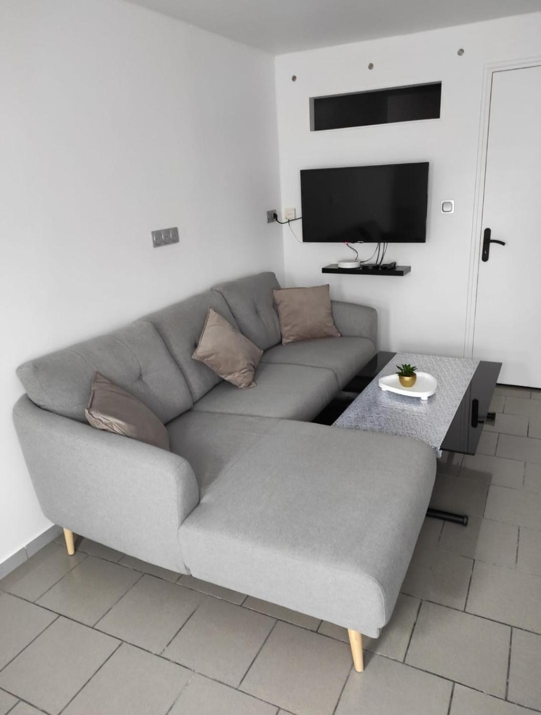 Apartmán Cosy Plain-Pied Sin-le-Noble Exteriér fotografie